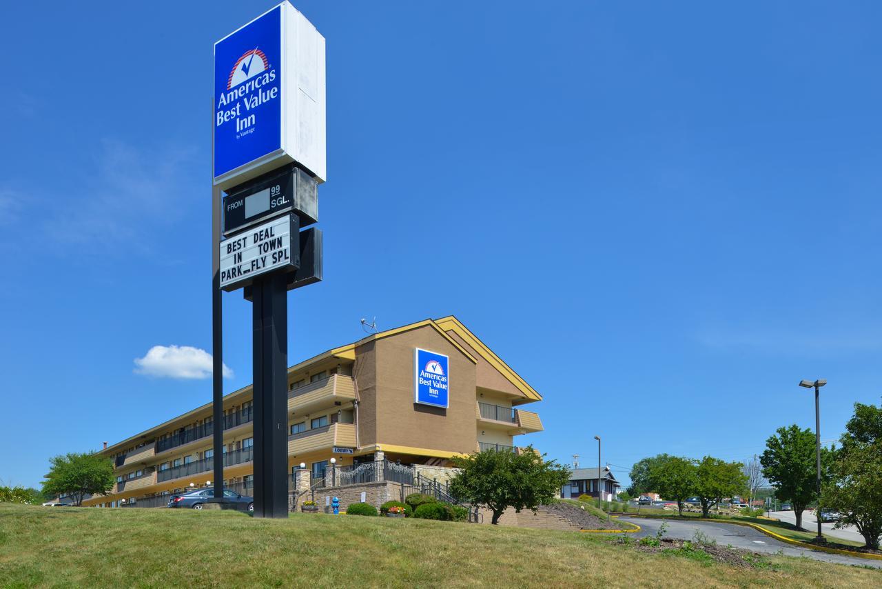 Americas Best Value Inn-Pittsburgh Airport Coraopolis Exterior photo